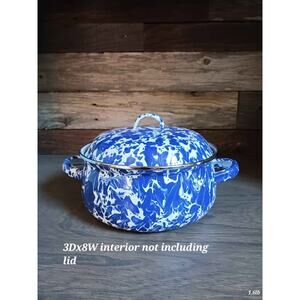 blue swirl Golden Rabbit enamelware Dutch oven 2.5qt